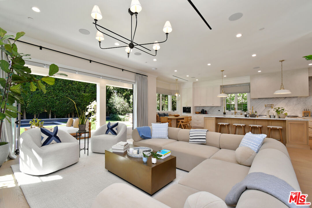 MLS #25612231 image #11