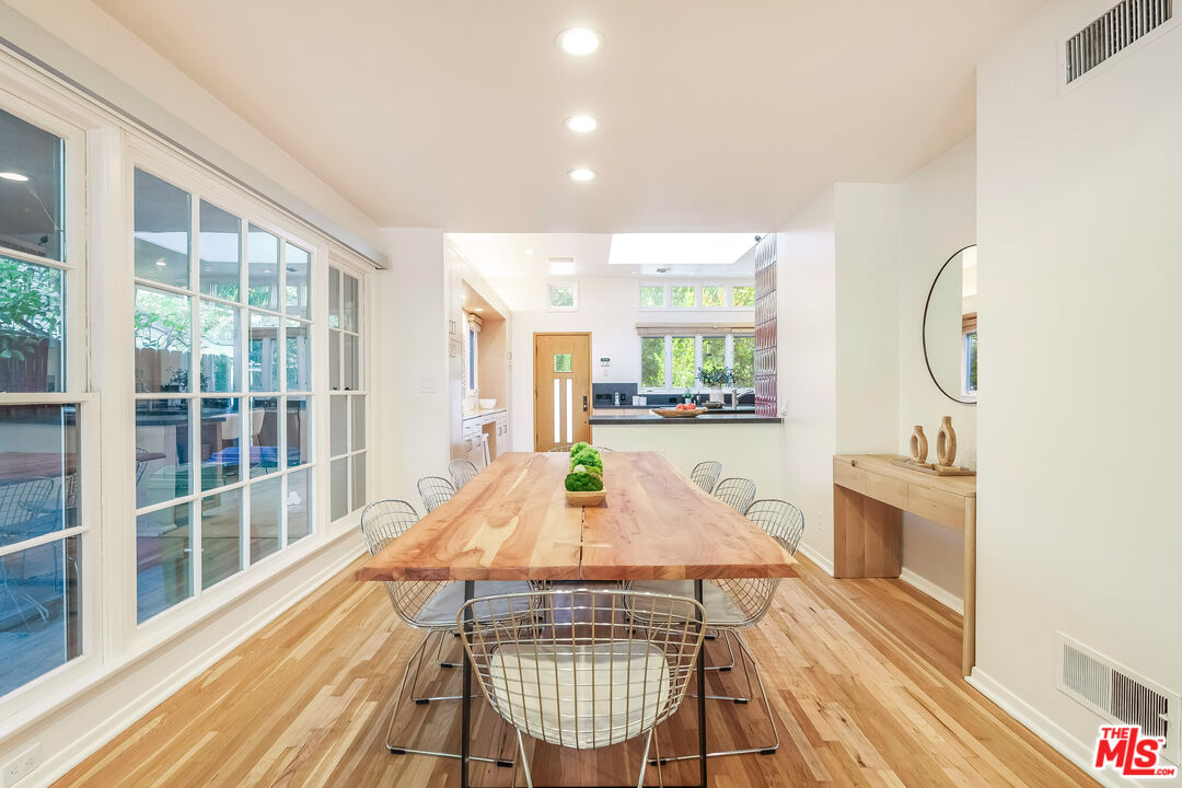 MLS #25612233 image #11