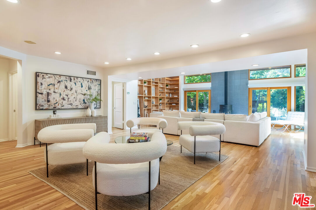 MLS #25612233 image #7