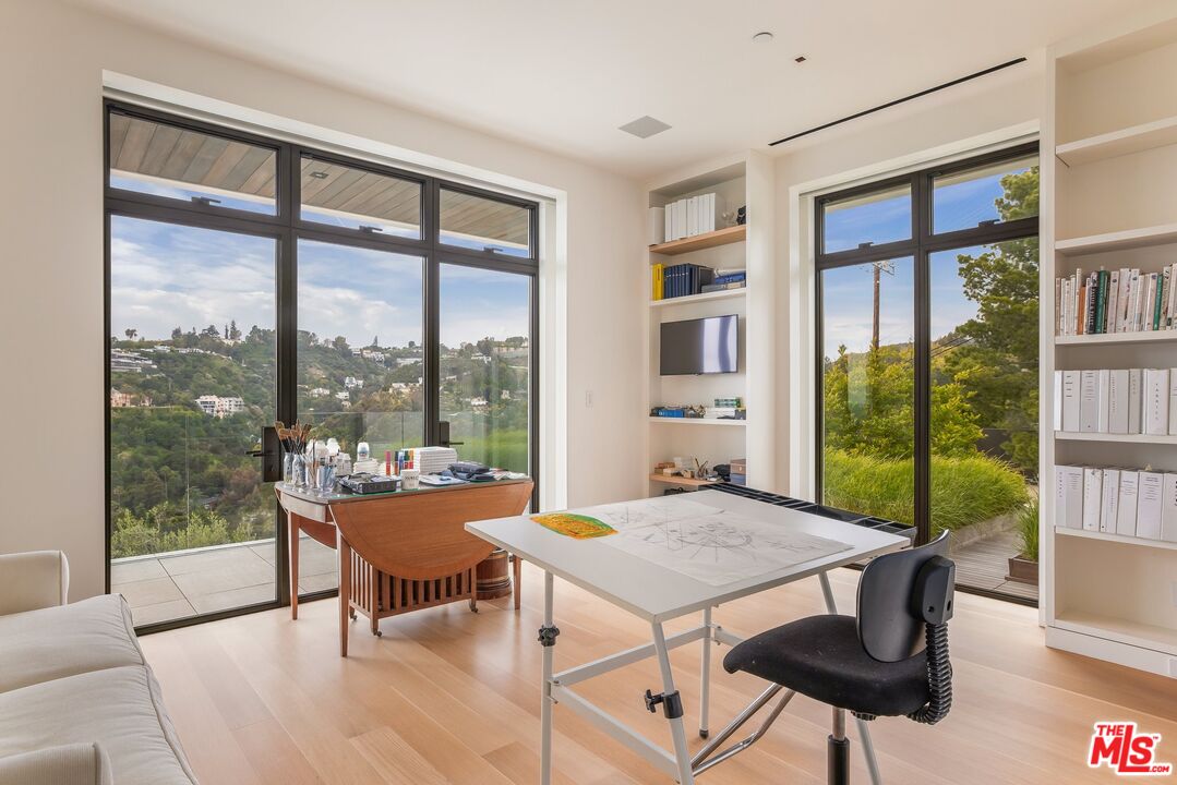 MLS #25612239 image #17