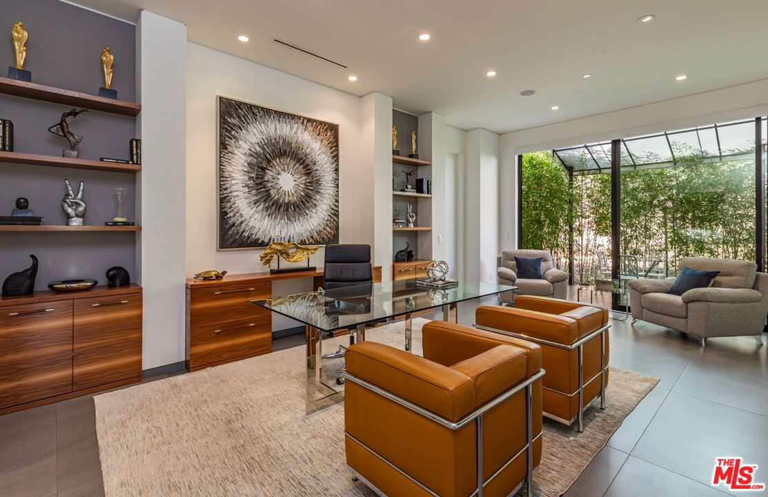 MLS #25612343 image #22