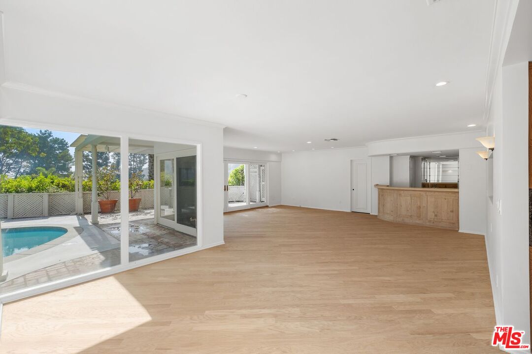 MLS #25612369 image #6