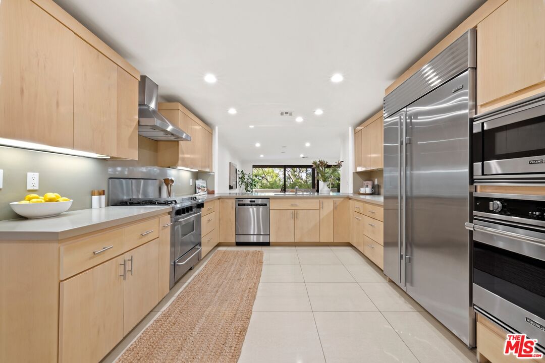 MLS #25612395 image #11