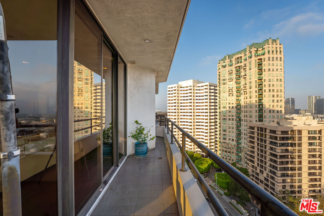 MLS #25612473 image #17