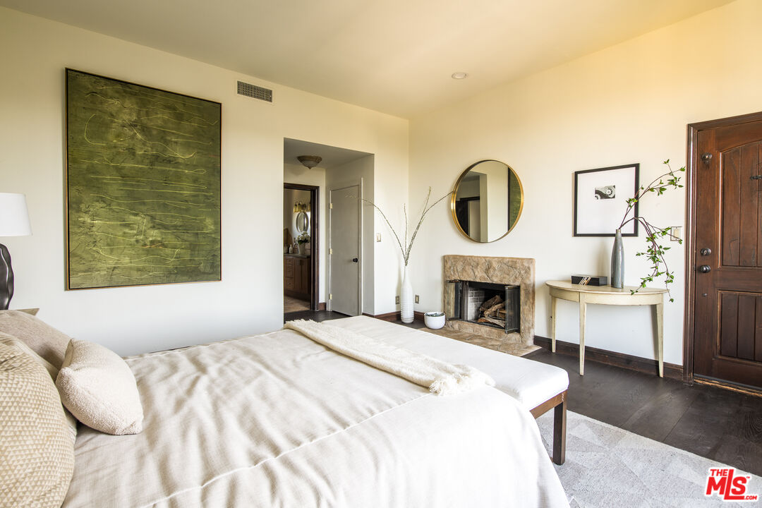 MLS #25612501 image #25