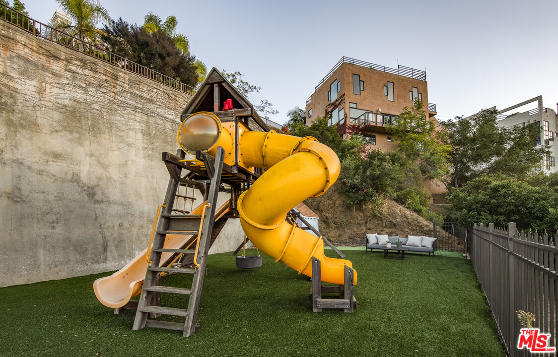 MLS #25612501 image #33