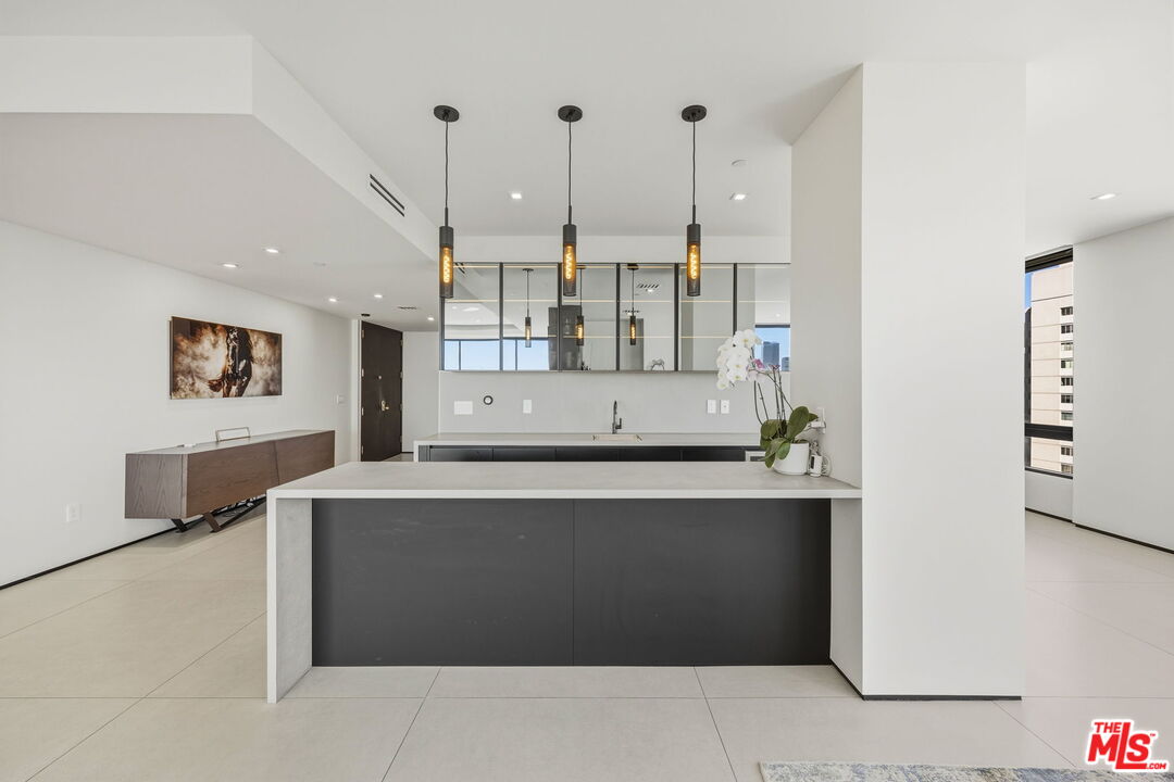 MLS #25612513 image #15