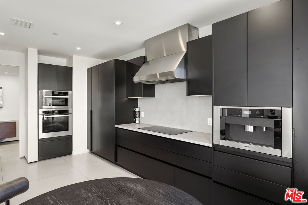 MLS #25612513 image #22