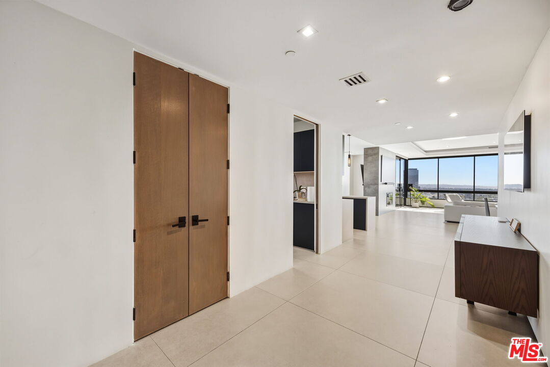 MLS #25612513 image #2