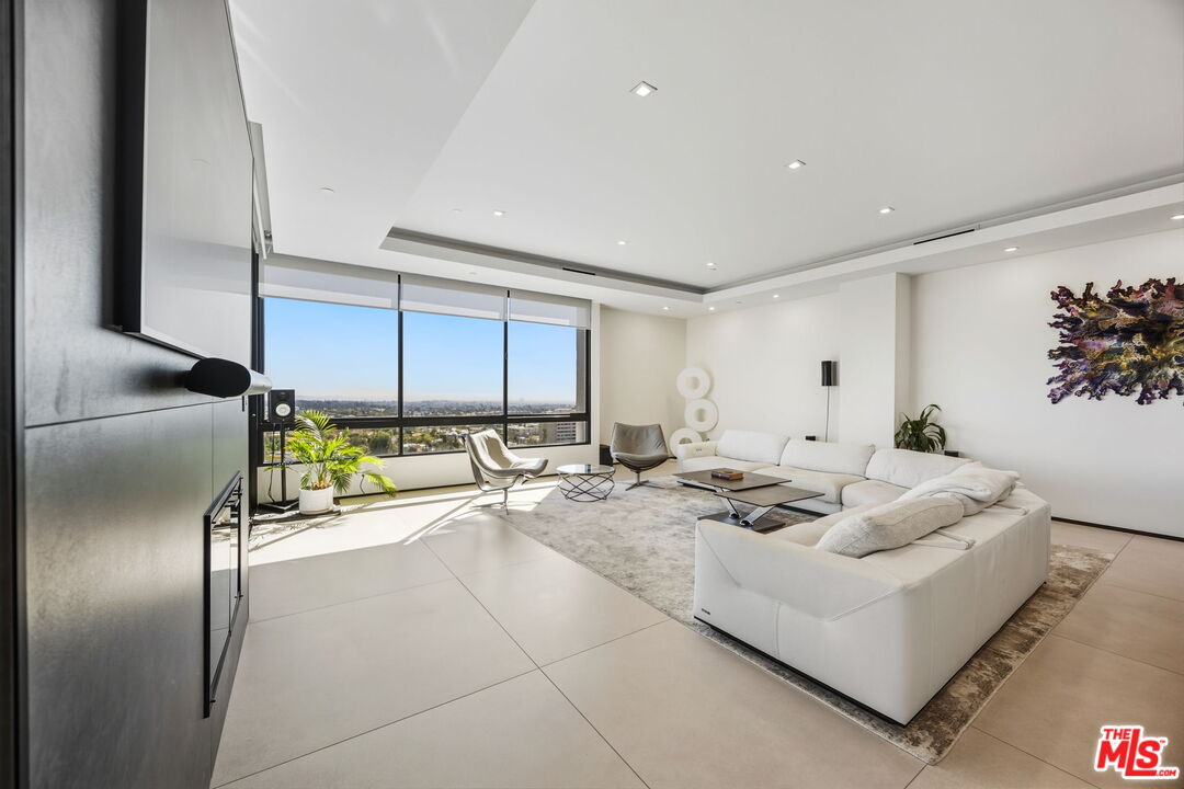 MLS #25612513 image #8