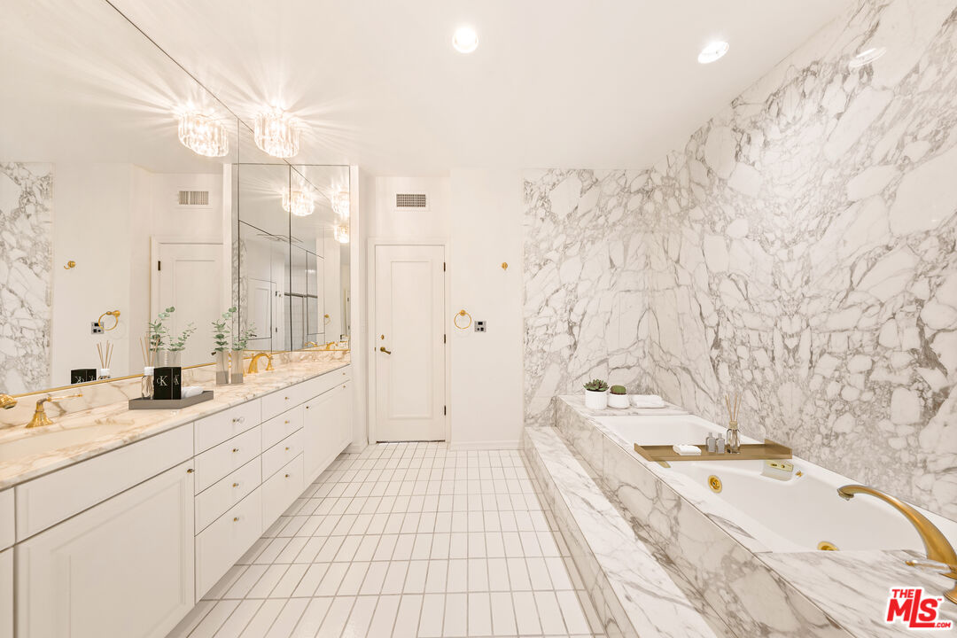 MLS #25612533 image #12