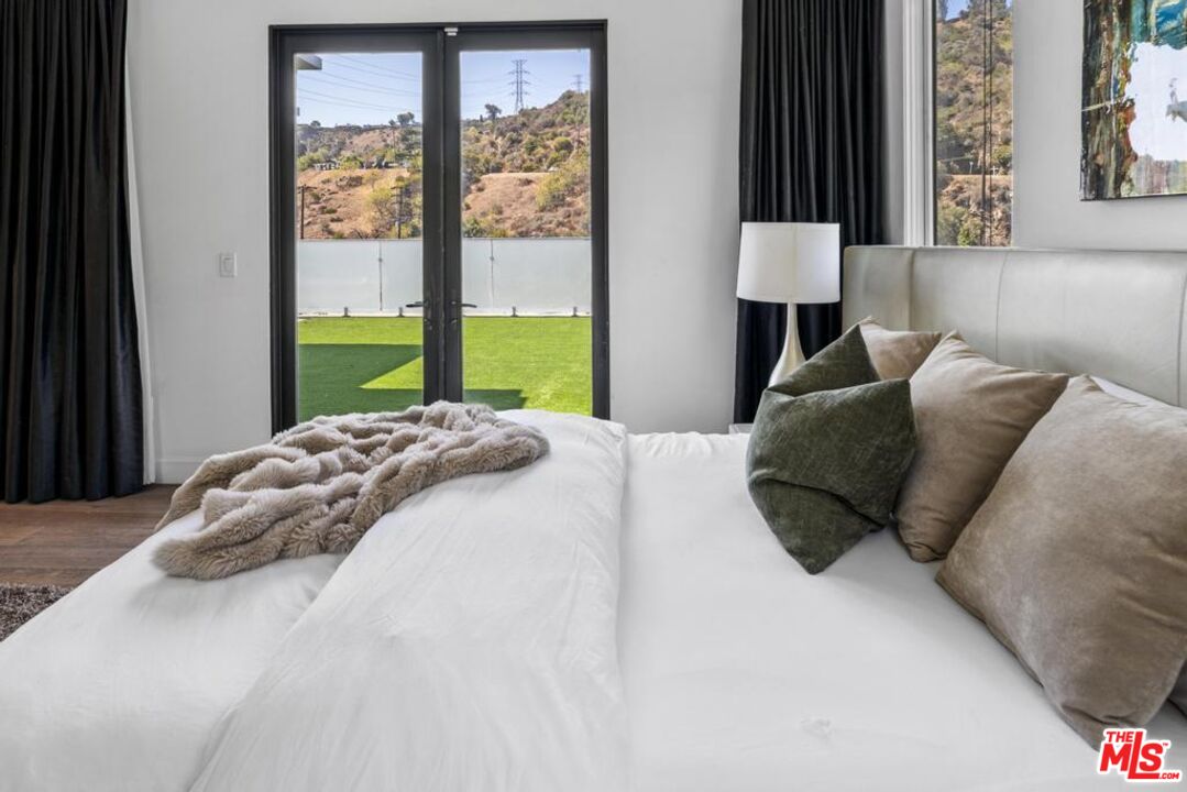 MLS #25612535 image #18