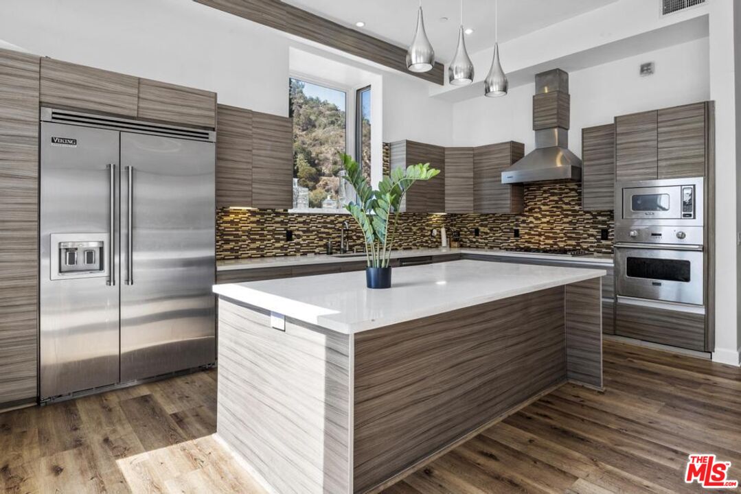 MLS #25612535 image #5