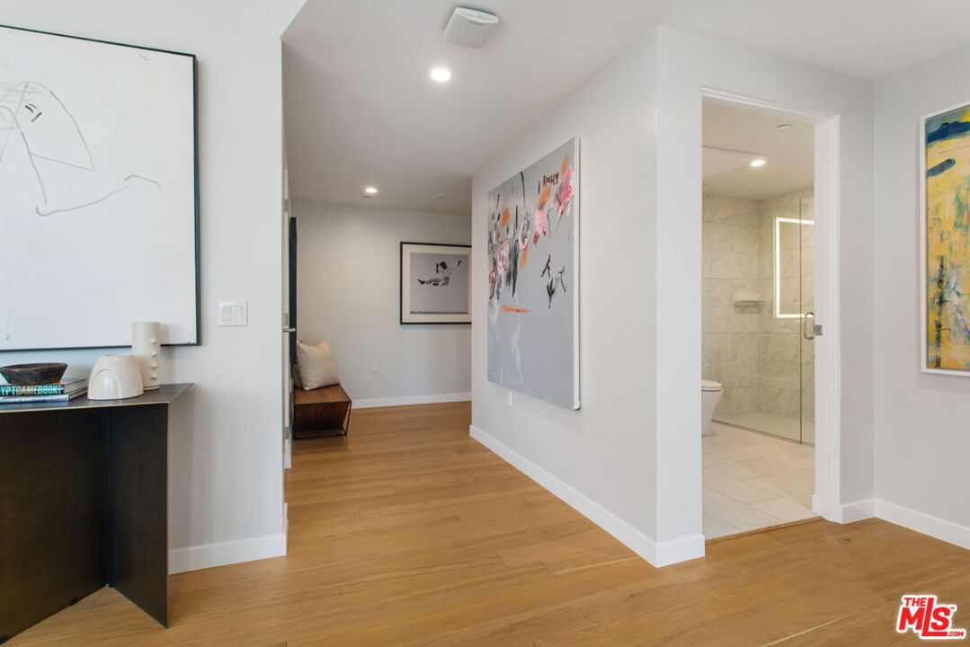 MLS #25612557 image #26