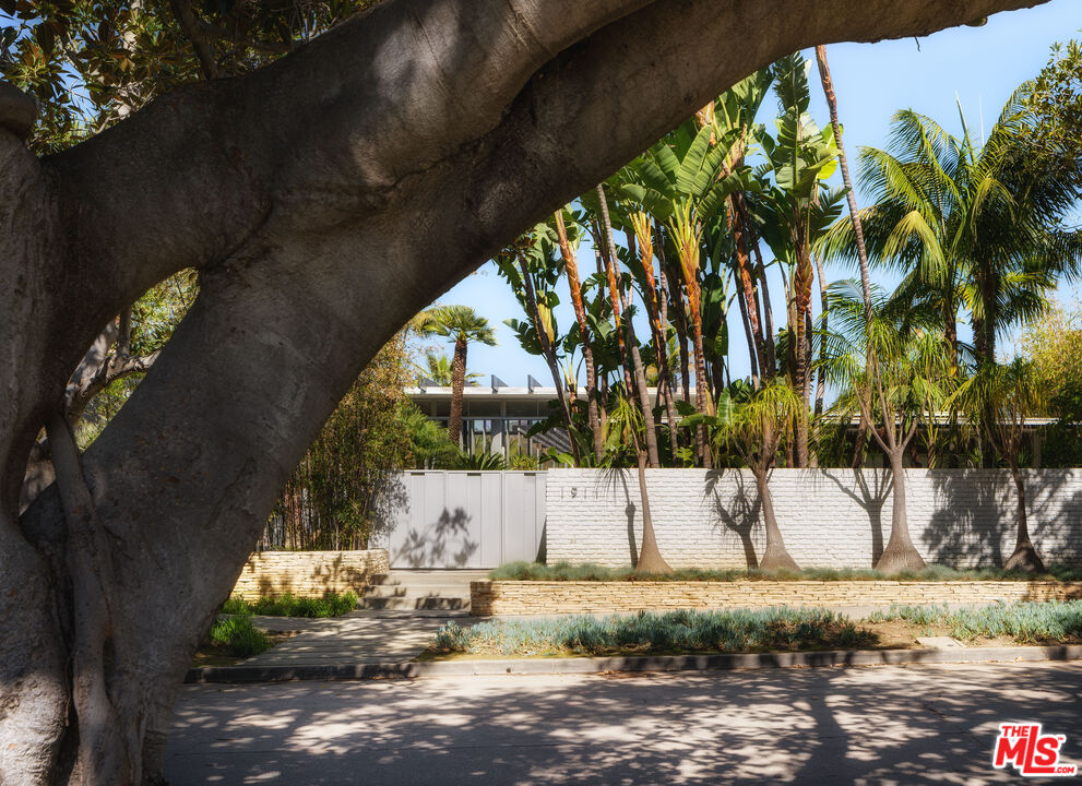 MLS #25612573 image #34