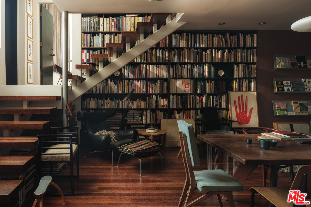 MLS #25612573 image #8