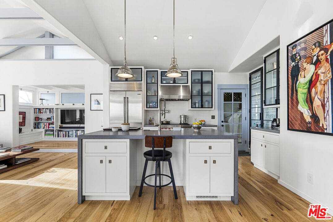 MLS #25612601 image #17