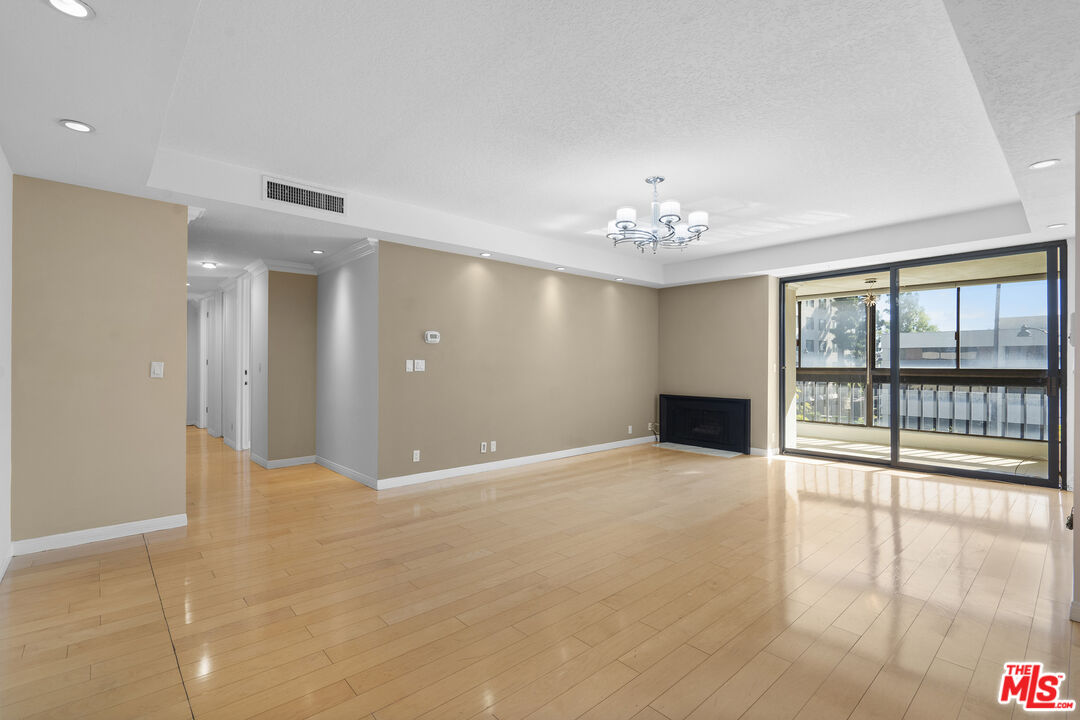 MLS #25612607 image #10