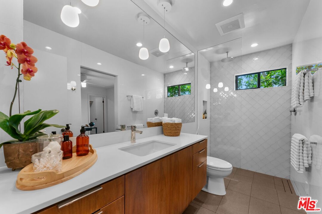 MLS #25612637 image #15