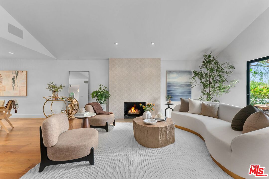 MLS #25612637 image #1