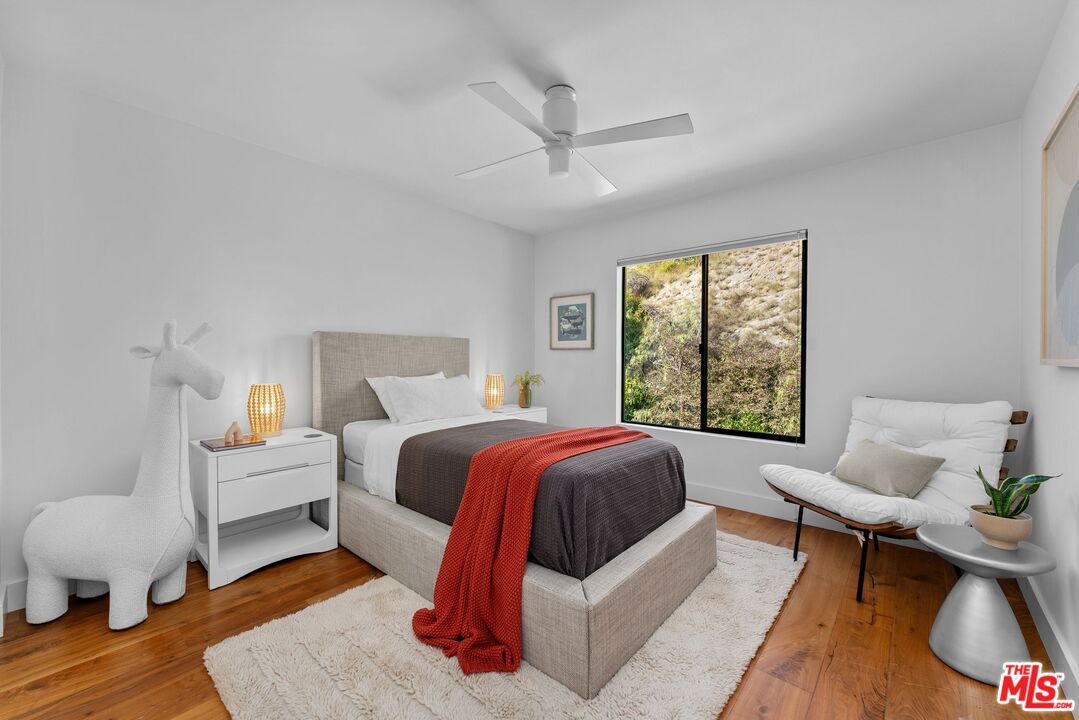 MLS #25612637 image #24