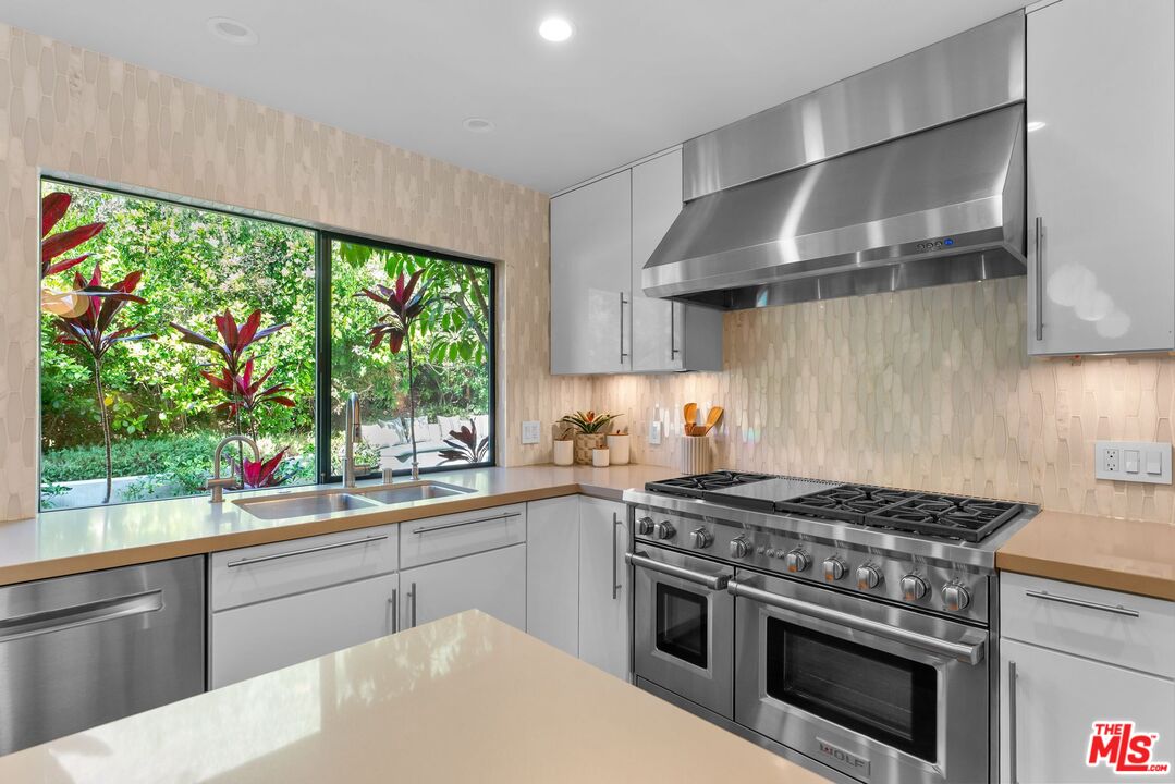 MLS #25612637 image #8