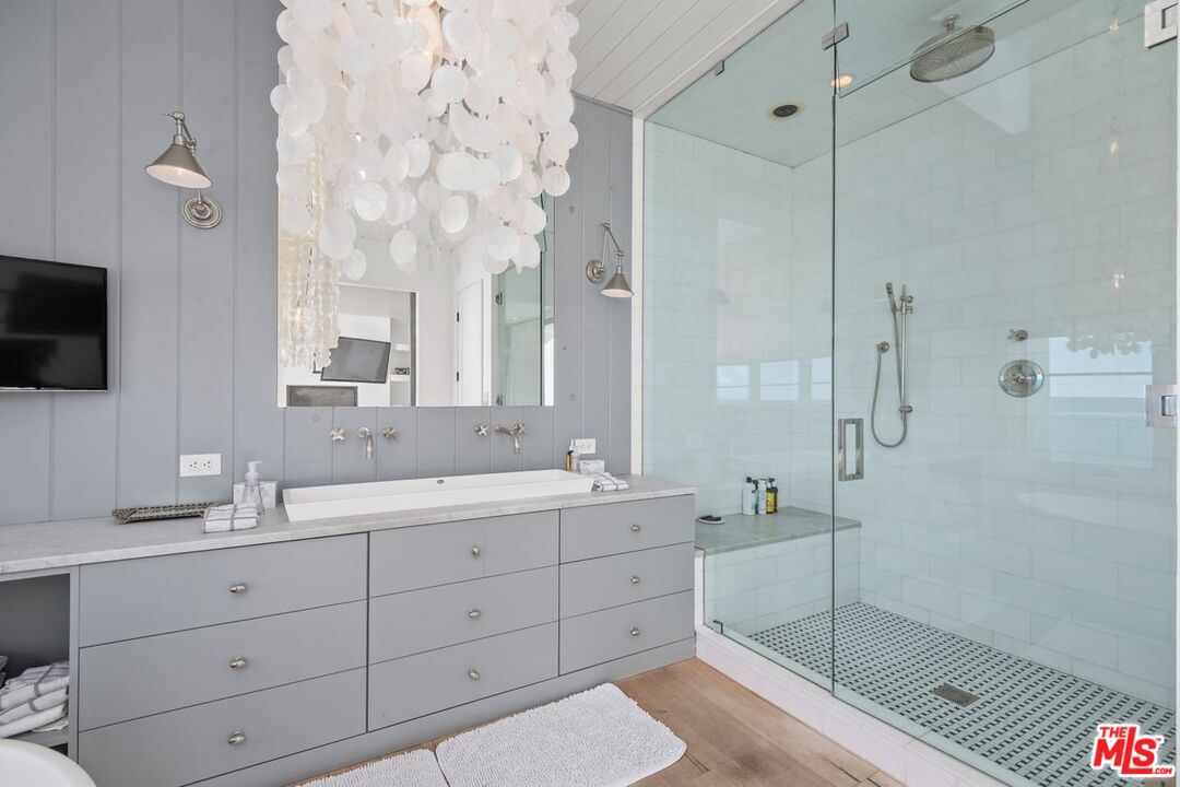 MLS #25612647 image #20