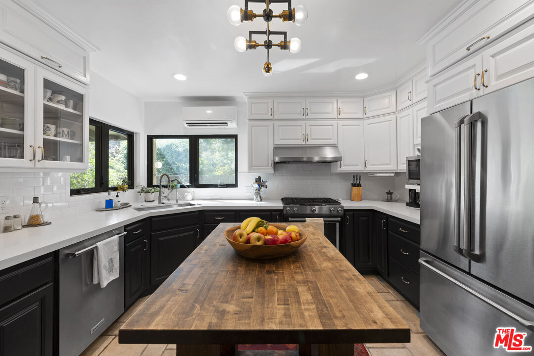 MLS #25612649 image #14