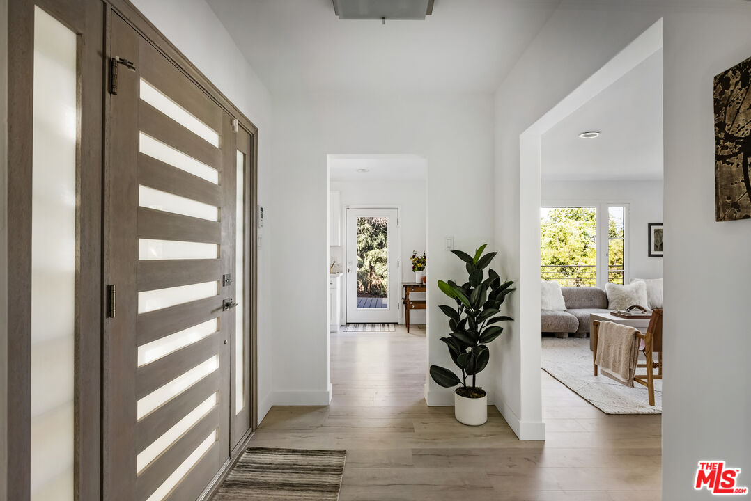 MLS #25612719 image #5