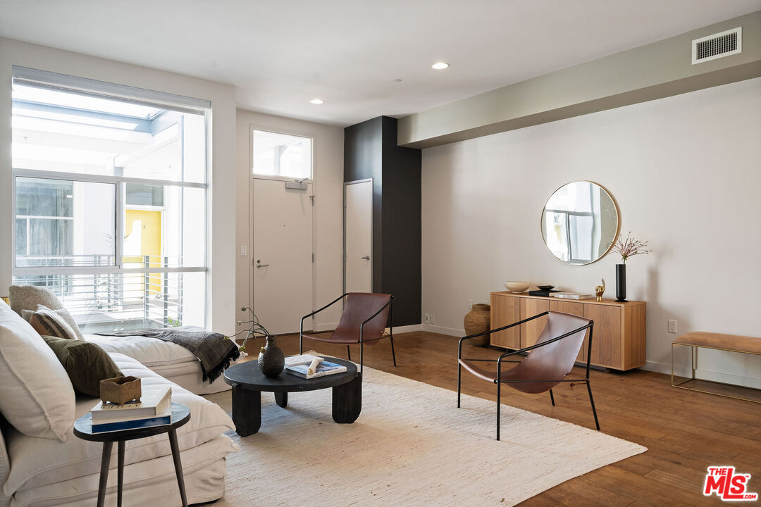 MLS #25612779 image #9