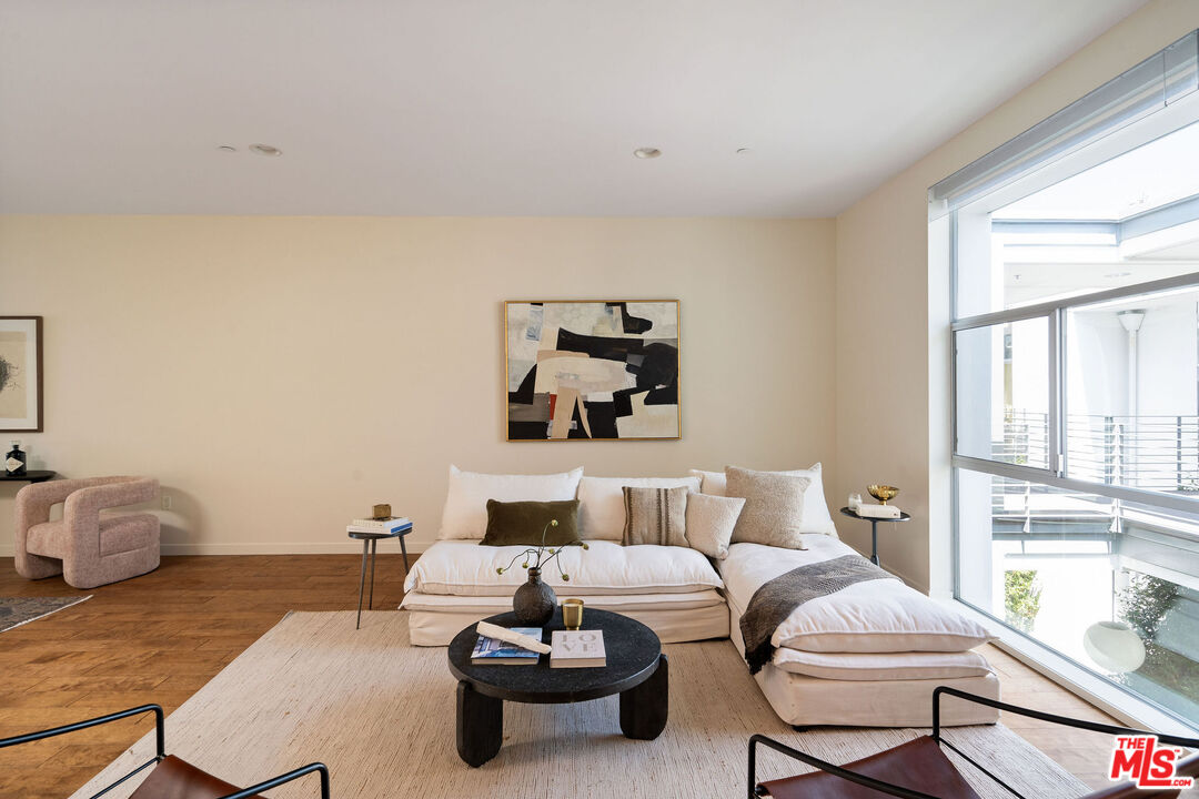 MLS #25612779 image #1