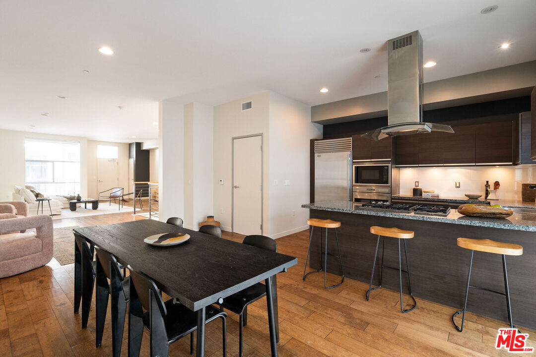 MLS #25612779 image #0