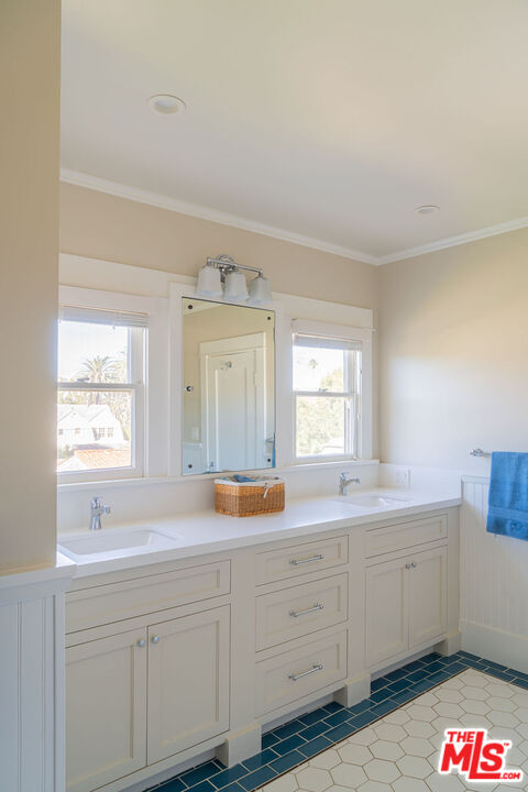 MLS #25612841 image #15