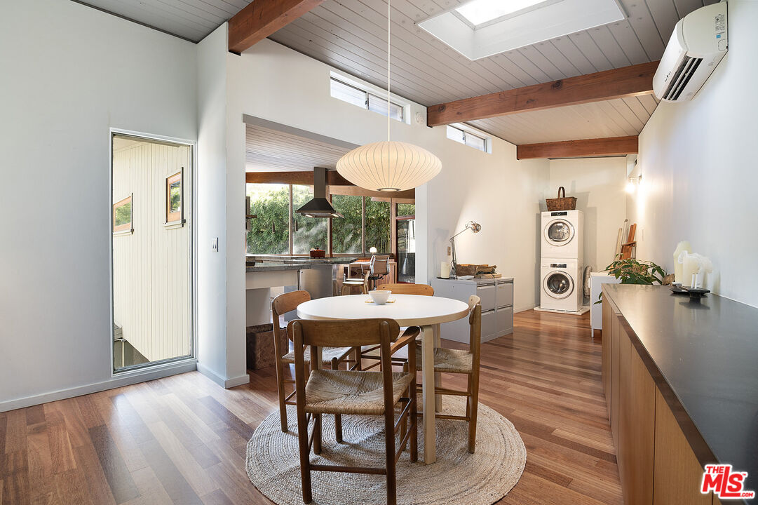 MLS #25612887 image #14