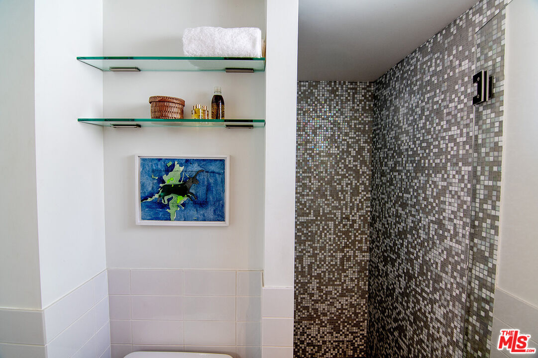 MLS #25612887 image #28