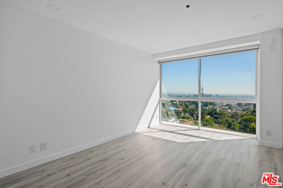 MLS #25612899 image #12