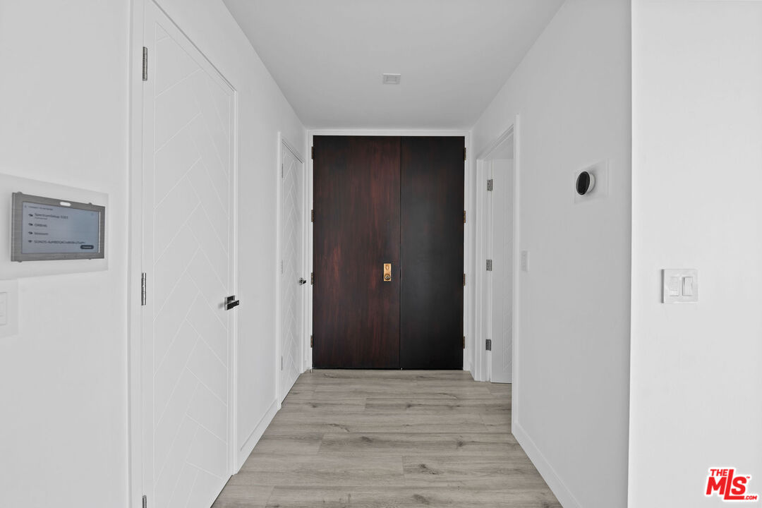 MLS #25612899 image #17