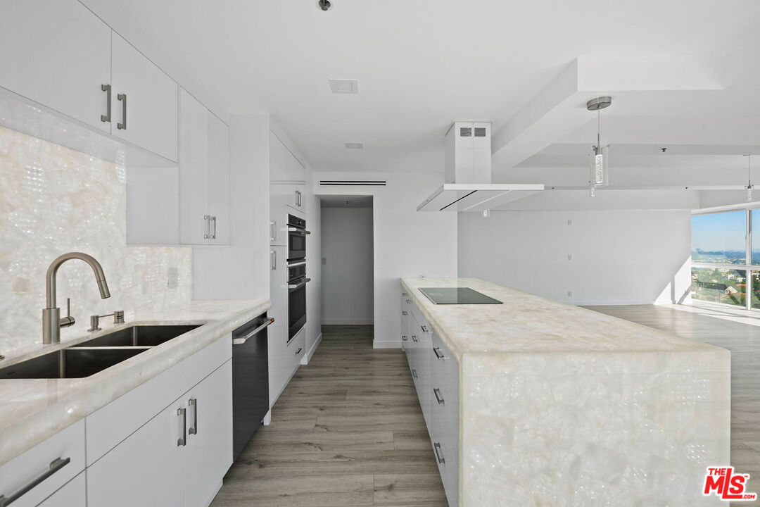 MLS #25612899 image #3