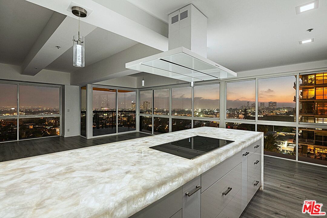 MLS #25612899 image #5