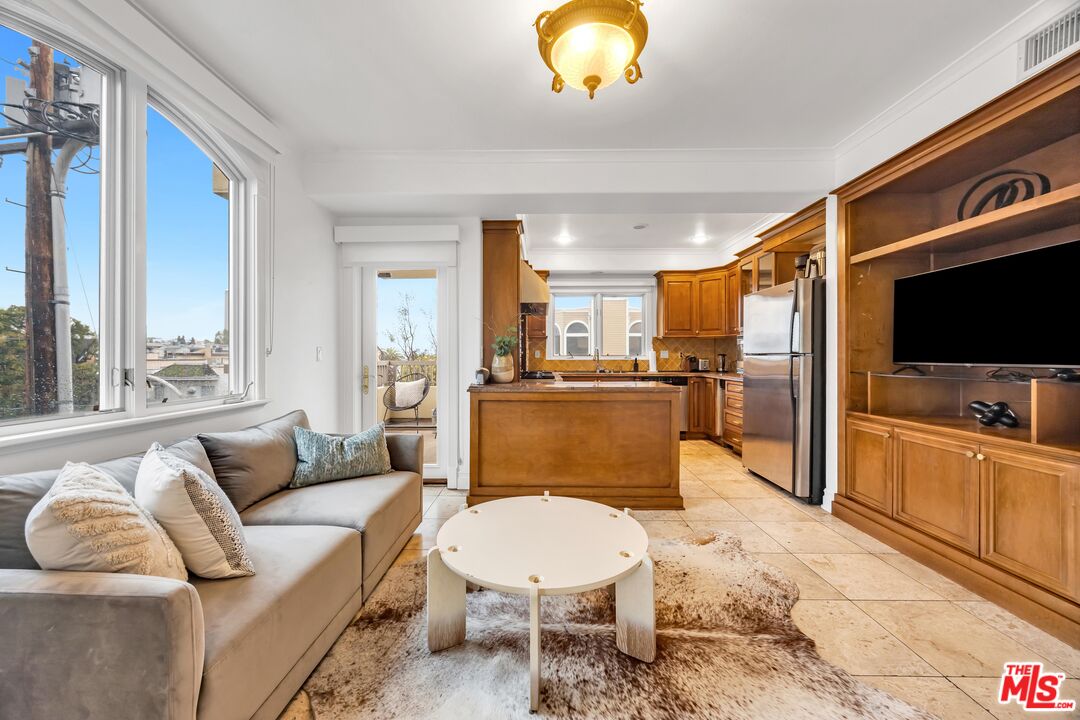 MLS #25612913 image #18