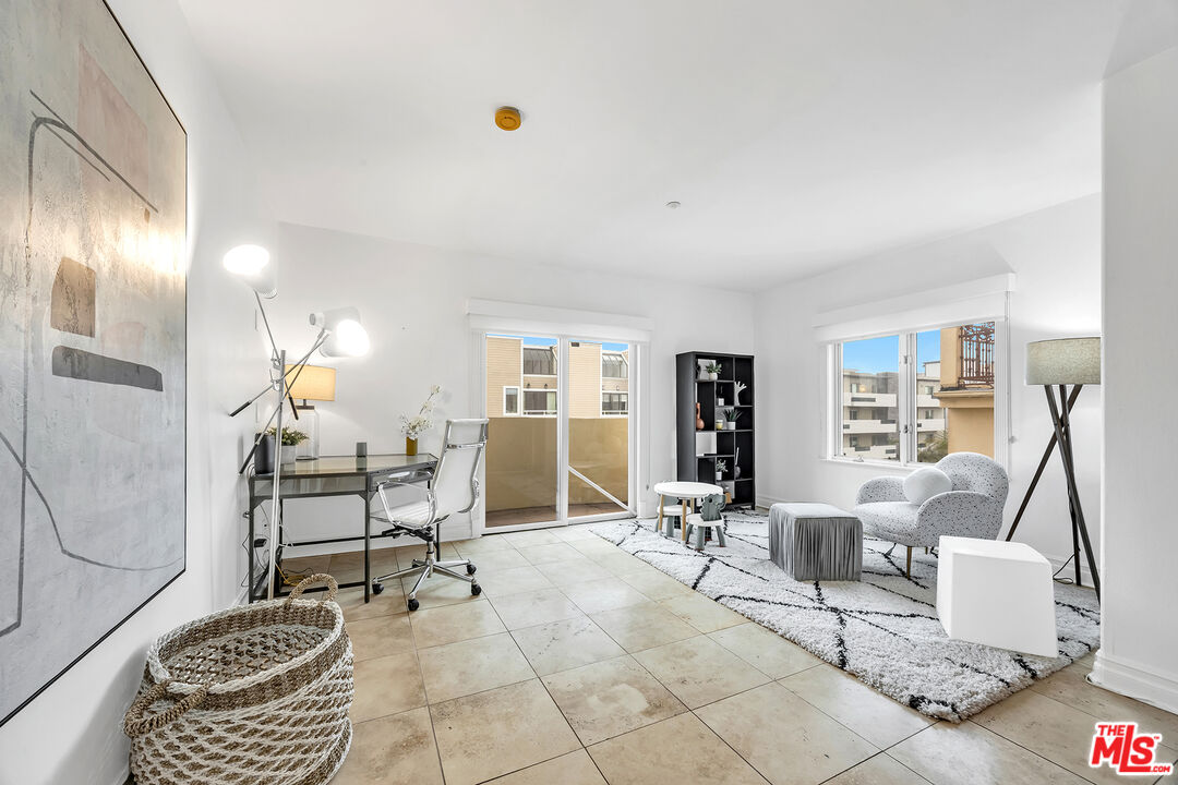 MLS #25612913 image #24