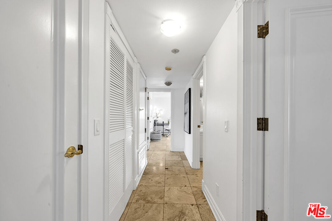 MLS #25612913 image #28