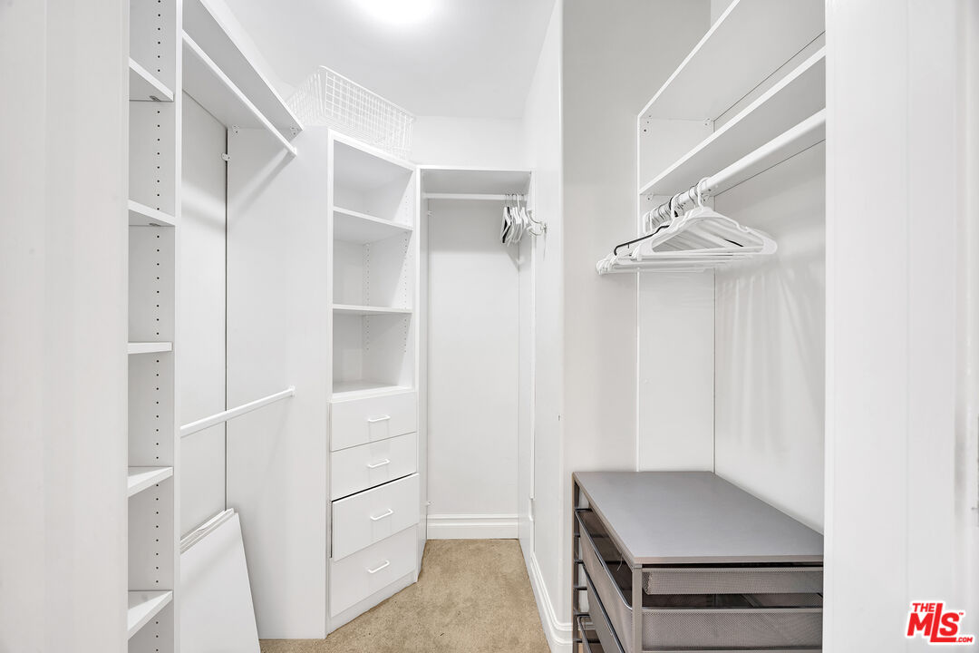 MLS #25612913 image #40