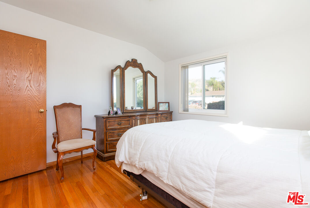 MLS #25612921 image #25