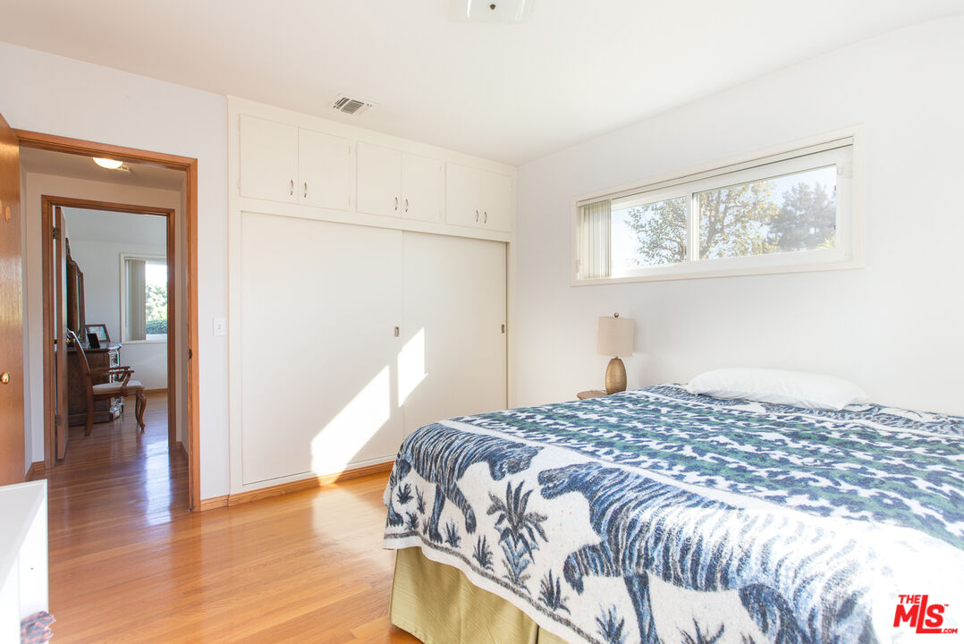 MLS #25612921 image #30