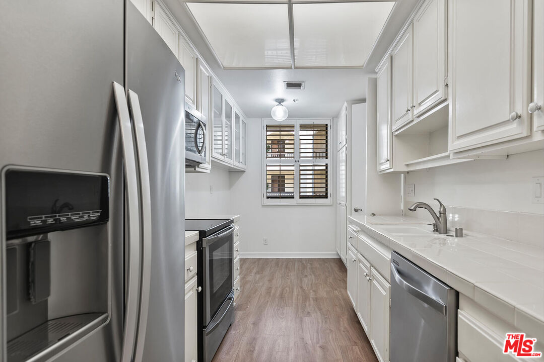 MLS #25612931 image #14