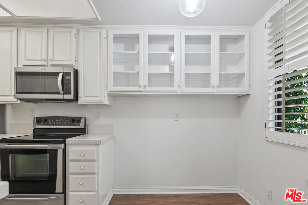 MLS #25612931 image #20