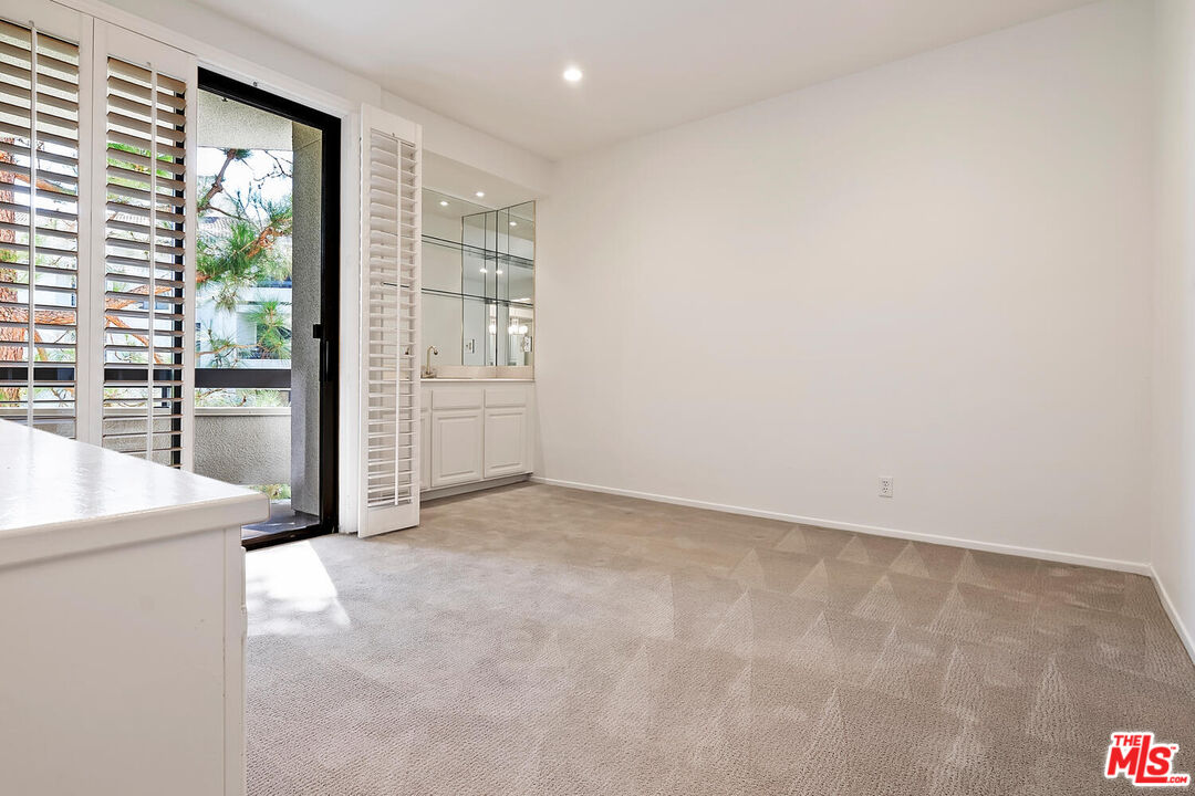 MLS #25612931 image #22