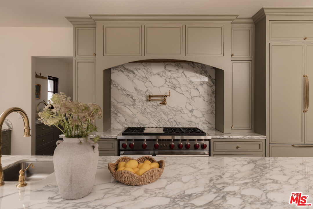 MLS #25612933 image #6