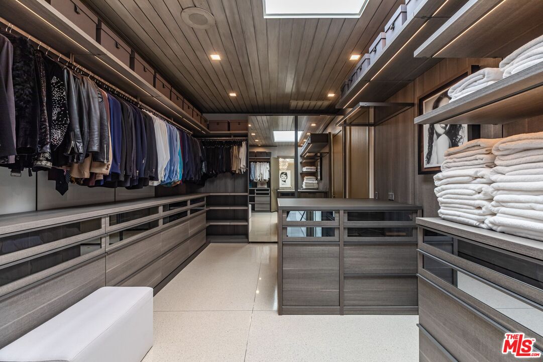 MLS #25613139 image #19